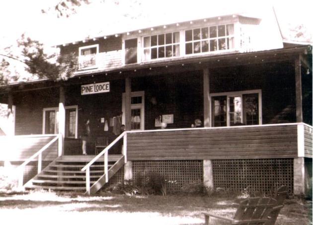 Pine Lodge Muskoka Хънтсвил Екстериор снимка