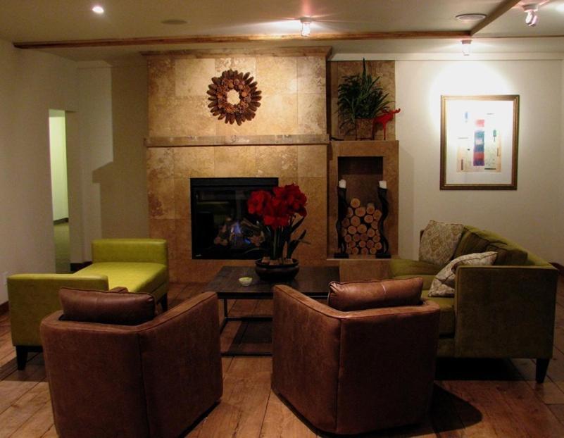 Pine Lodge Muskoka Хънтсвил Екстериор снимка